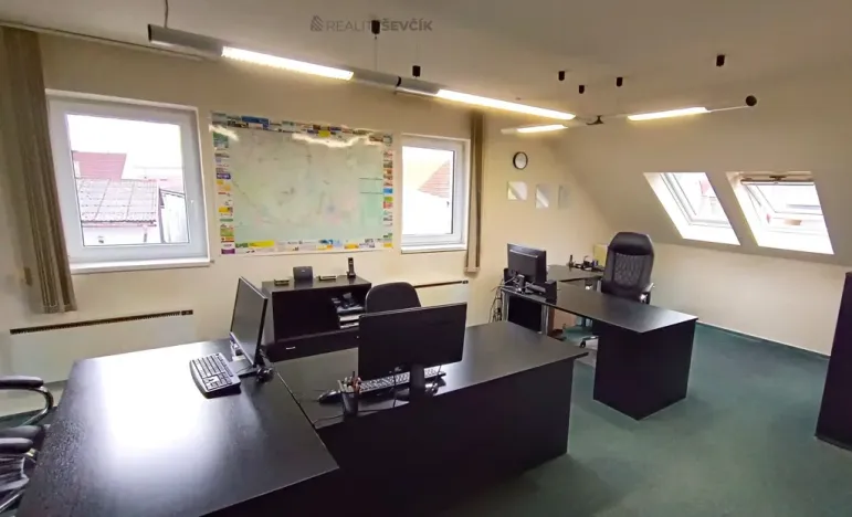 Pronájem výrobních prostor, České Budějovice - České Budějovice 2, České Vrbné, 550 m2