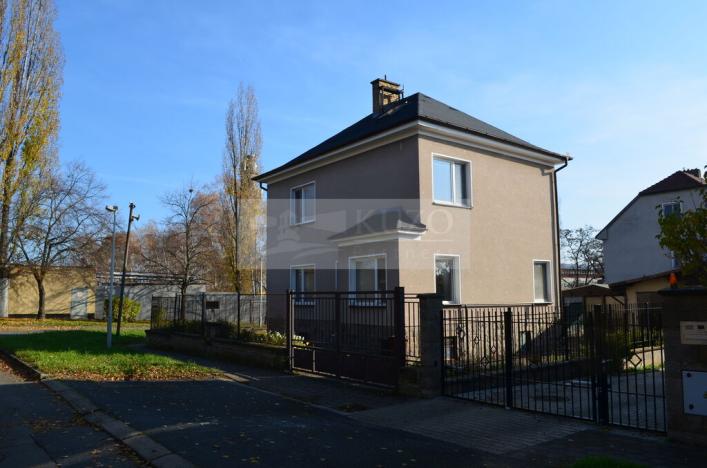Prodej rodinného domu, Praha - Uhříněves, Na vrchách, 223 m2