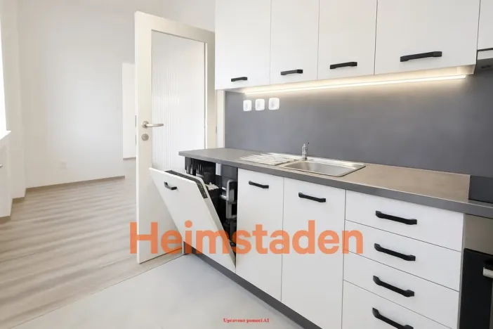 Pronájem bytu 2+kk, Havířov - Prostřední Suchá, Kapitána Jasioka, 36 m2