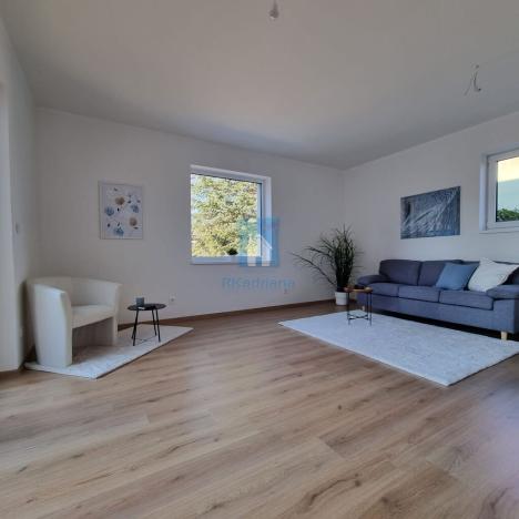 Prodej bytu 4+1, Praha - Běchovice, Pplk. Nováčka, 348 m2