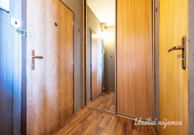 Pronájem bytu 1+1, Praha - Bohnice, Toruňská, 30 m2