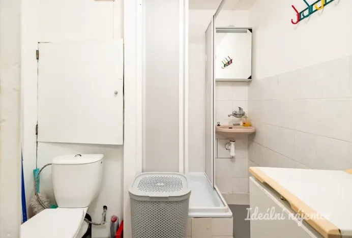 Pronájem bytu 1+1, Praha - Bohnice, Toruňská, 30 m2