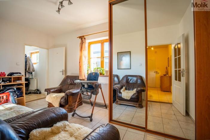 Prodej rodinného domu, Lužice, 200 m2