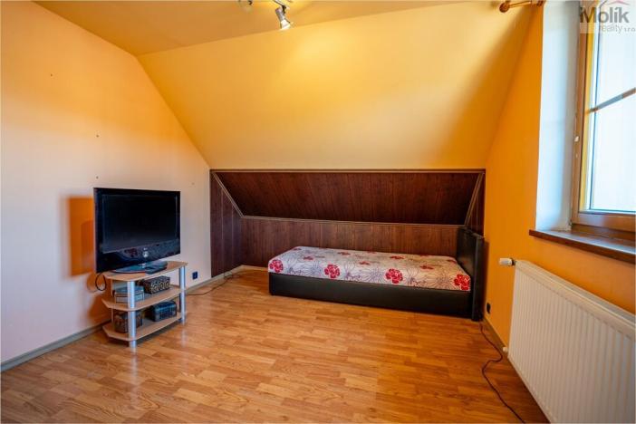 Prodej rodinného domu, Lužice, 200 m2