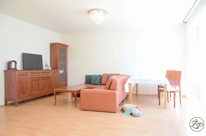 Pronájem rodinného domu, Chýně, Střední, 131 m2