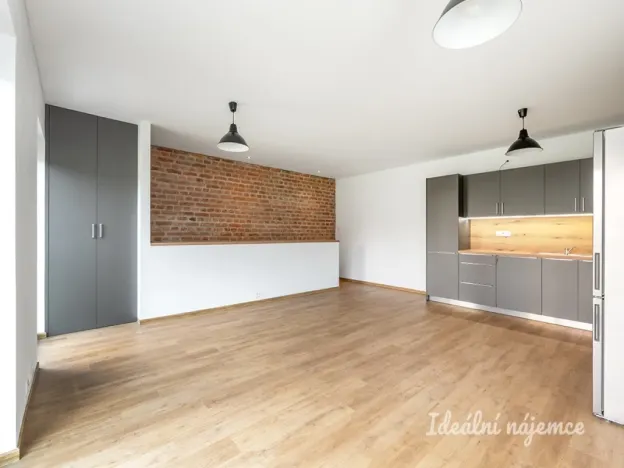 Pronájem bytu 3+kk, Praha - Kamýk, Zárubova, 68 m2