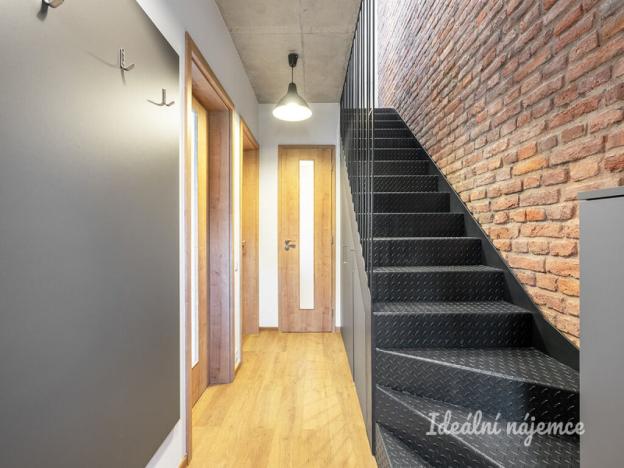 Pronájem bytu 3+kk, Praha - Kamýk, Zárubova, 68 m2