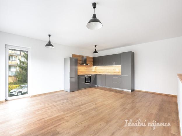 Pronájem bytu 3+kk, Praha - Kamýk, Zárubova, 68 m2