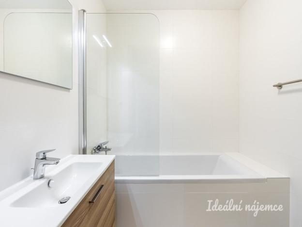 Pronájem bytu 3+kk, Praha - Kamýk, Zárubova, 68 m2