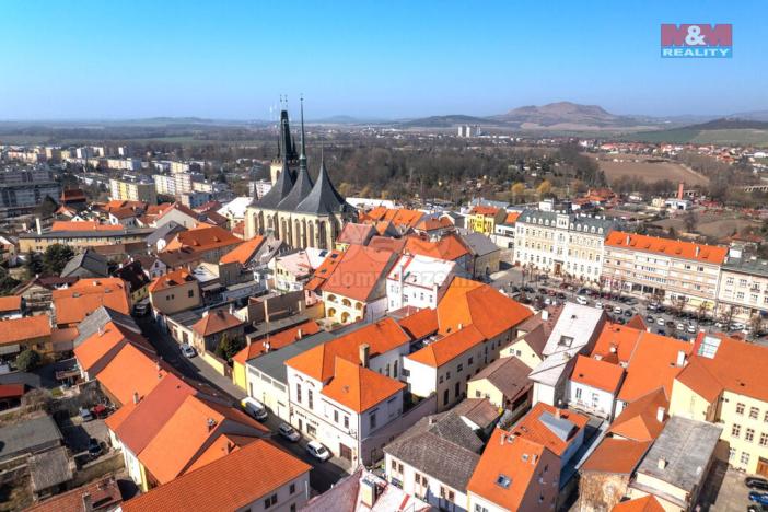 Prodej obchodního prostoru, Louny, Mírové náměstí, 1353 m2