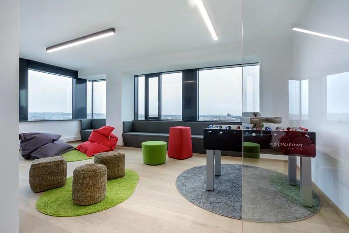 Pronájem kanceláře, Brno, Šumavská, 483 m2