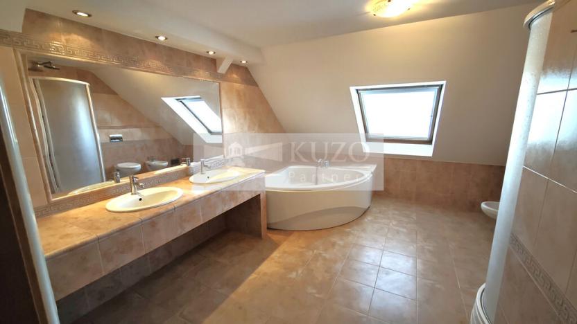 Pronájem kanceláře, Klíčany, 237 m2