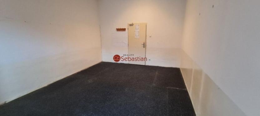 Pronájem kanceláře, Pardubice - Zelené Předměstí, Hlaváčova, 50 m2