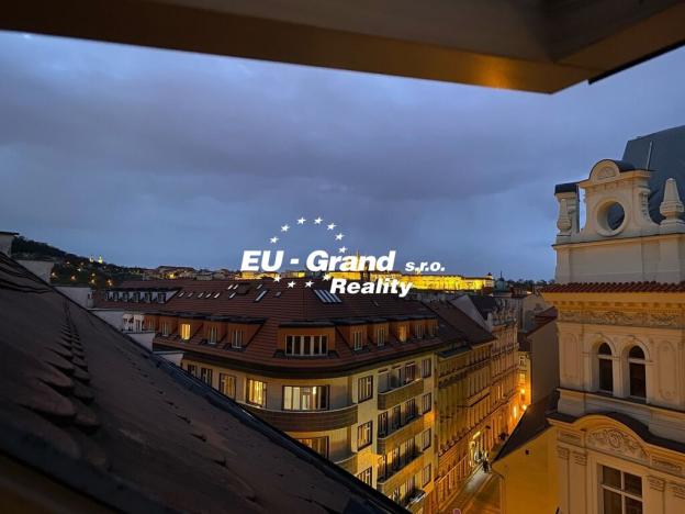 Prodej atypického bytu, Praha - Staré Město, Karoliny Světlé, 143 m2