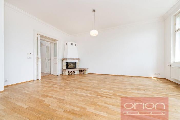 Pronájem bytu 4+kk, Praha - Nové Město, Na Moráni, 155 m2