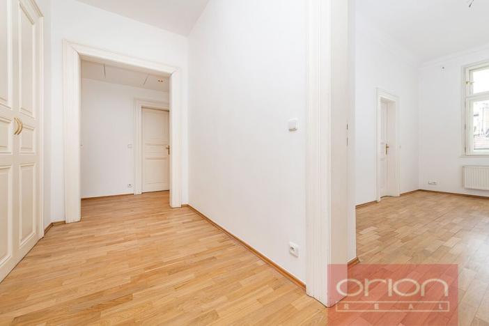 Pronájem bytu 4+kk, Praha - Nové Město, Na Moráni, 155 m2