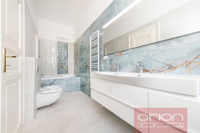 Pronájem bytu 4+kk, Praha - Nové Město, Na Moráni, 155 m2