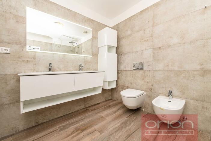 Pronájem bytu 4+kk, Praha - Nové Město, Na Moráni, 155 m2