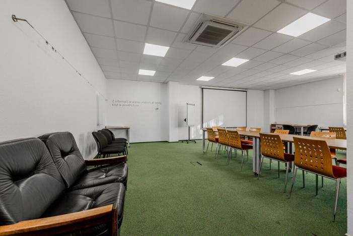 Pronájem kanceláře, Praha - Žižkov, Hartigova, 180 m2