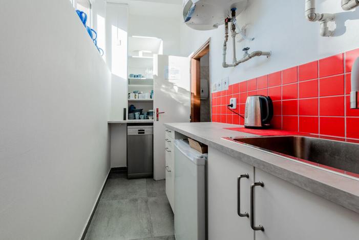 Pronájem kanceláře, Praha - Žižkov, Hartigova, 180 m2