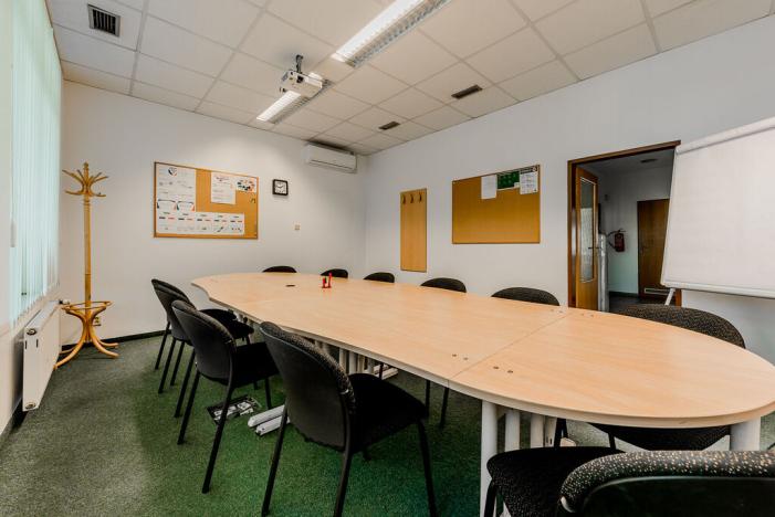 Pronájem kanceláře, Praha - Žižkov, Hartigova, 180 m2