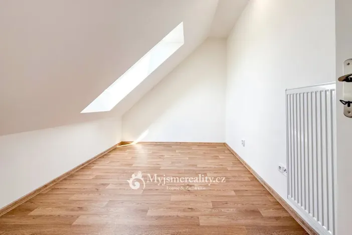 Prodej rodinného domu, Znojmo, Otokara Březiny, 215 m2