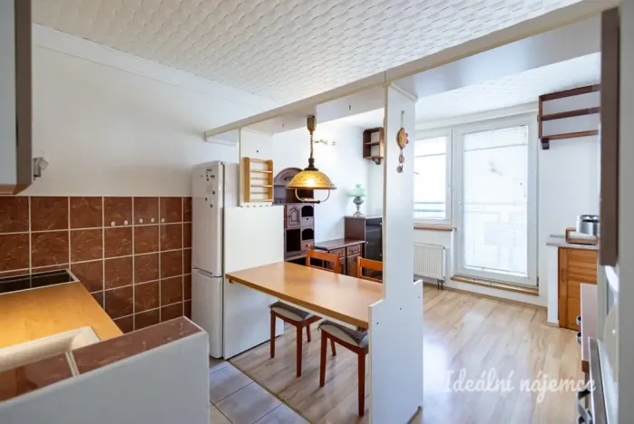 Pronájem bytu 2+kk, Praha - Troja, Hnězdenská, 42 m2