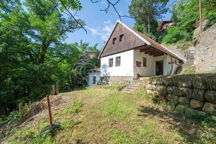 Prodej chaty, Kokořín - Kokořínský Důl, 91 m2