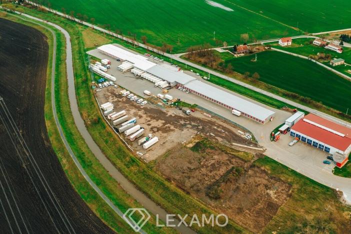 Prodej komerčního pozemku, Měnín, 5400 m2