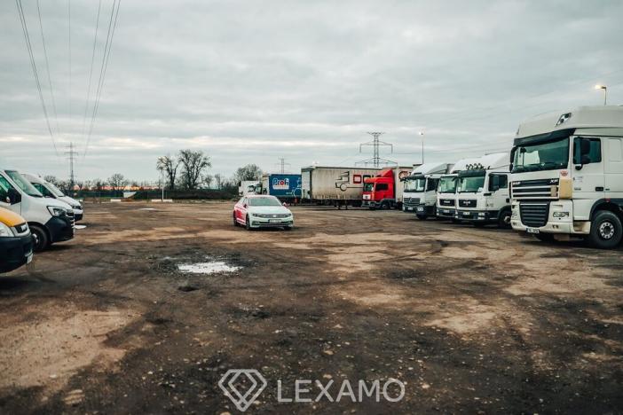 Prodej komerčního pozemku, Měnín, 5400 m2