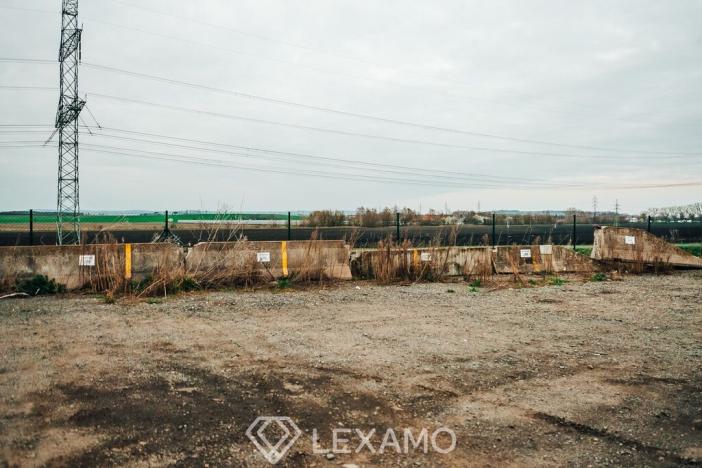 Prodej komerčního pozemku, Měnín, 5400 m2