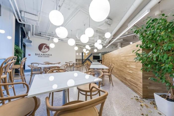 Pronájem kanceláře, Praha - Libeň, Českomoravská, 1642 m2