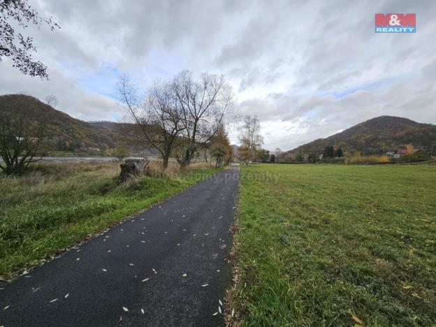 Prodej louky, Malé Březno, 330 m2