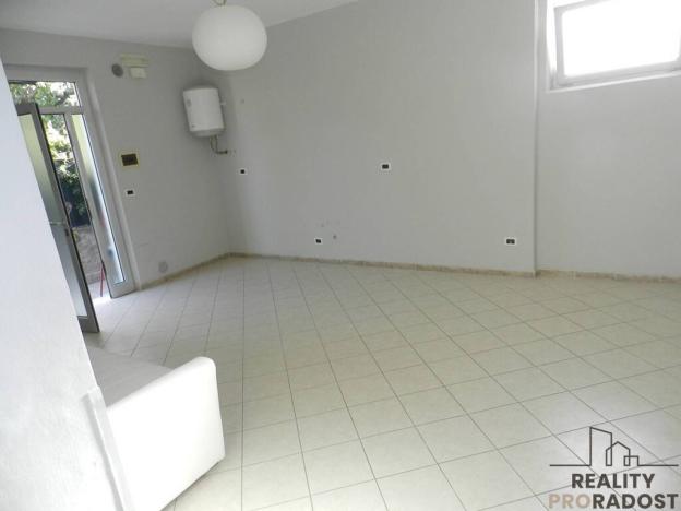 Prodej bytu 2+kk, Montesilvano,Itálie, 58 m2
