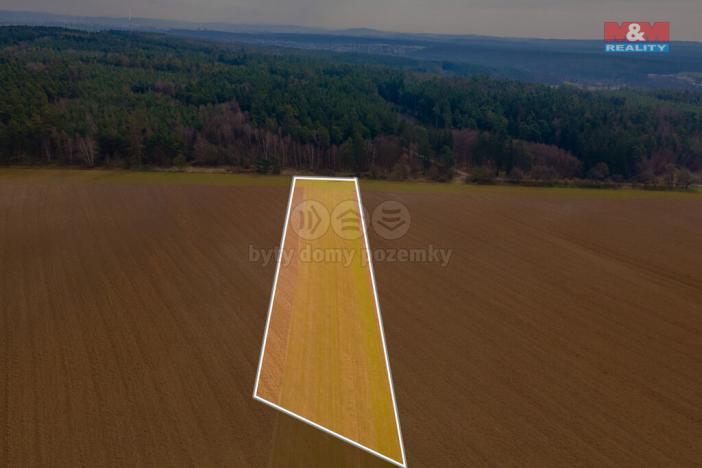 Prodej pole, Tlučná, 9418 m2
