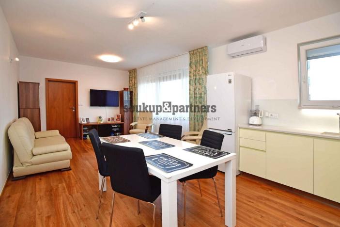 Prodej bytu 2+kk, Praha - Horní Měcholupy, Hornoměcholupská, 62 m2