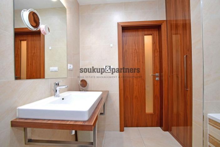 Prodej bytu 2+kk, Praha - Horní Měcholupy, Hornoměcholupská, 62 m2