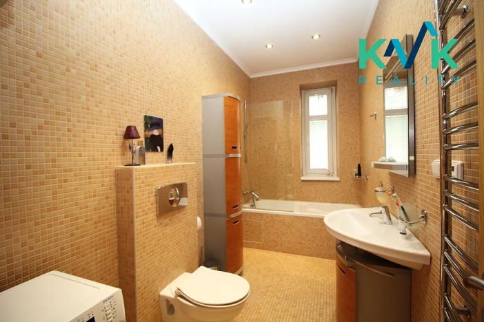 Prodej bytu 3+1, Karlovy Vary, T. G. Masaryka, 77 m2