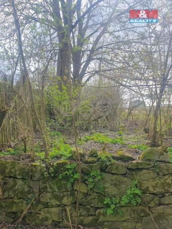 Prodej pole, Kozlovice, 1818 m2