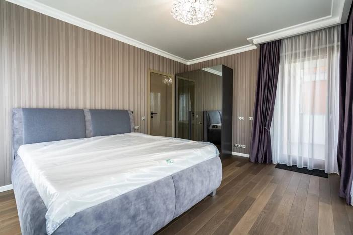 Prodej bytu 4+kk, Praha - Karlín, Rohanské nábřeží, 136 m2