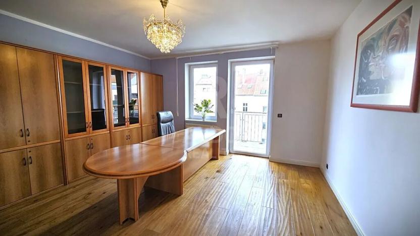 Prodej atypického bytu, České Budějovice, B. Smetany, 255 m2