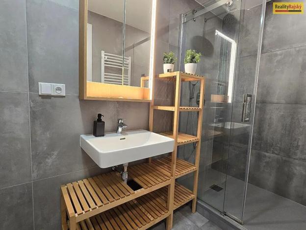 Prodej bytu 3+kk, Praha, Formanská, 61 m2