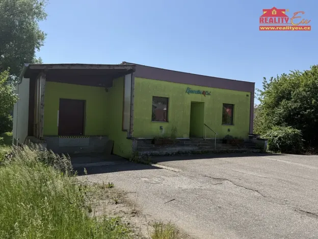 Prodej obchodního prostoru, Jaroměř - Jezbiny, Hradecká, 1437 m2
