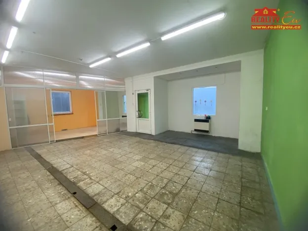 Prodej obchodního prostoru, Jaroměř - Jezbiny, Hradecká, 424 m2