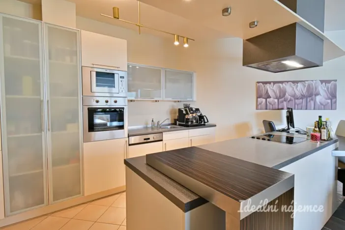 Pronájem bytu 3+kk, Kuřim, Dlouhá, 77 m2