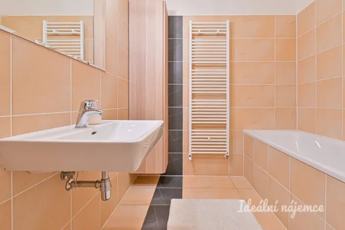 Pronájem bytu 3+kk, Kuřim, Dlouhá, 77 m2