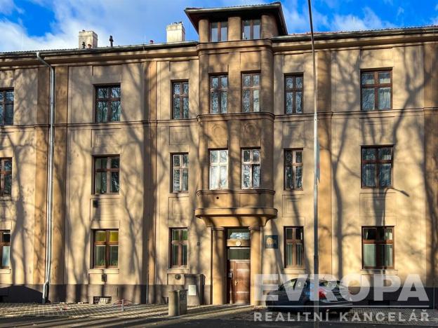 Prodej bytu 2+kk, Slaný, Ouvalova, 60 m2