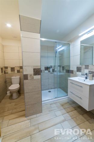 Prodej bytu 2+kk, Slaný, Ouvalova, 60 m2