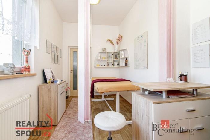 Prodej rodinného domu, Valašské Meziříčí, Vsetínská, 209 m2