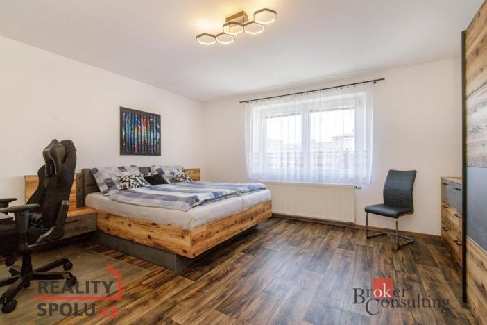 Prodej rodinného domu, Valašské Meziříčí, Vsetínská, 209 m2